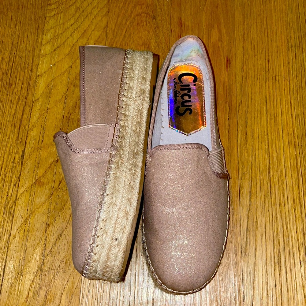 Circus by Sam Edelman sparkly beige slip on sneaks